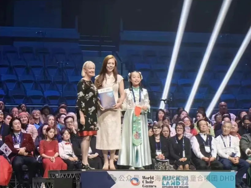 星空（中国）官方助力“小海豚们”唱响世界